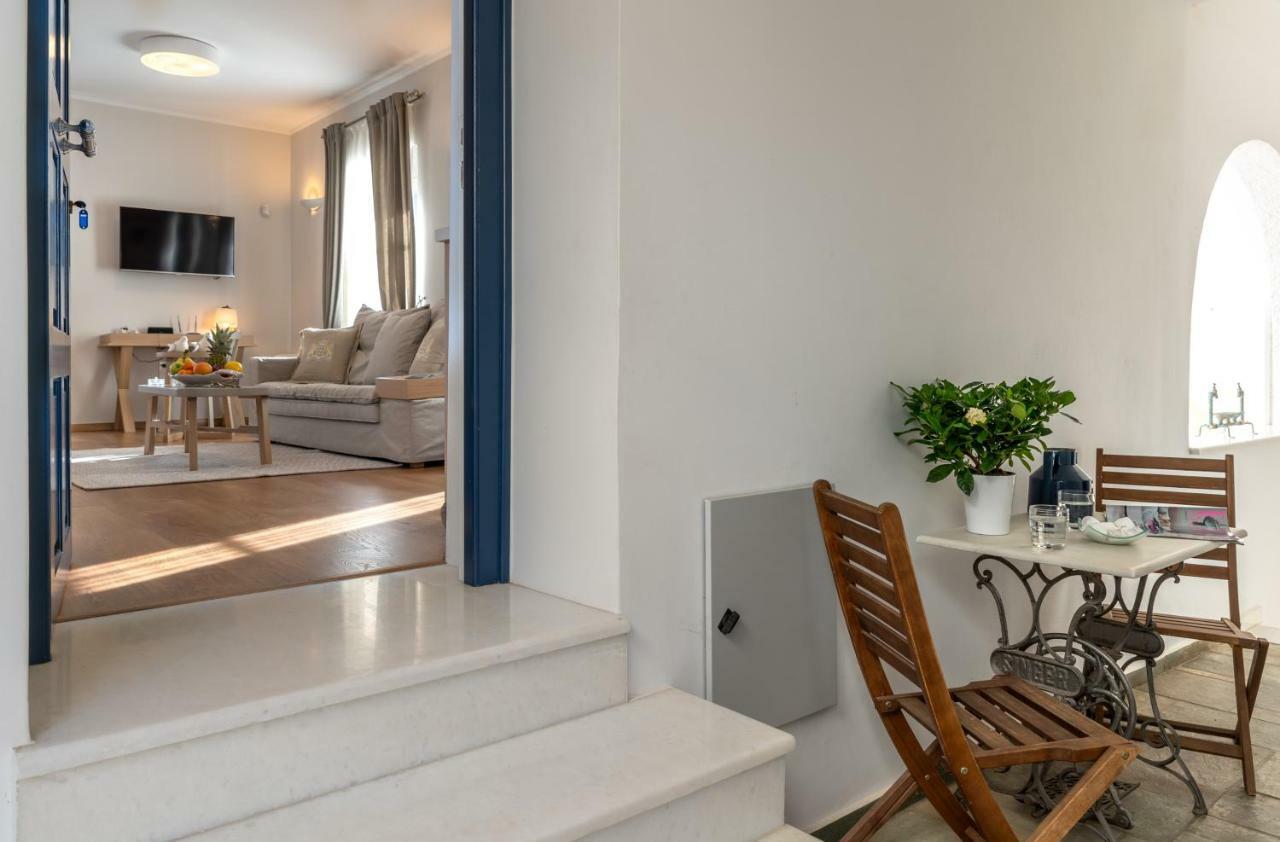 Porto Vecchio Luxury Suites Spétses Dış mekan fotoğraf