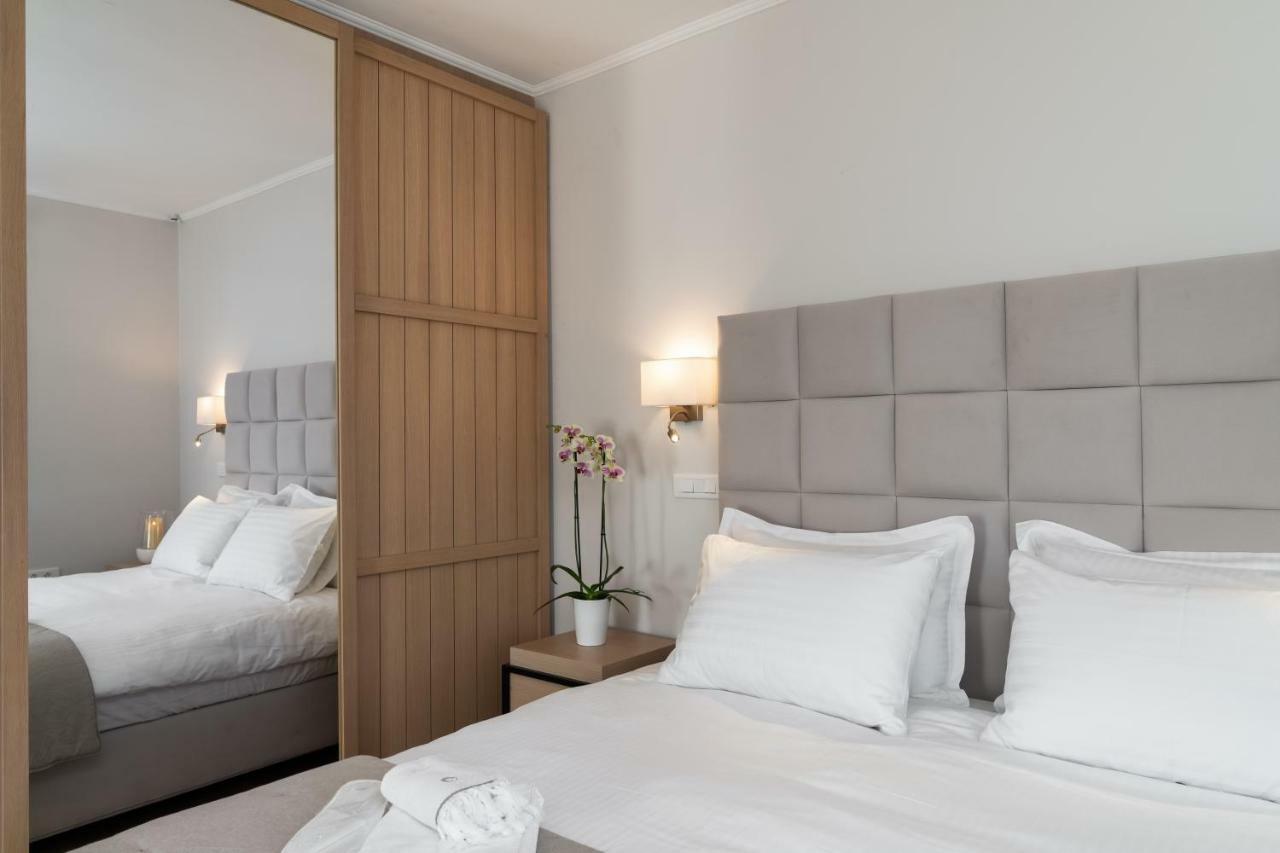 Porto Vecchio Luxury Suites Spétses Dış mekan fotoğraf