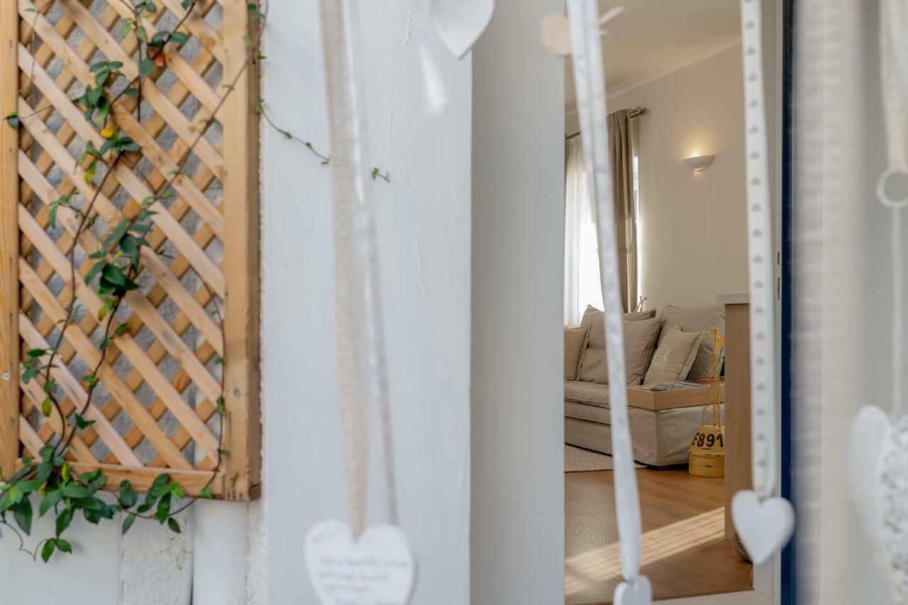 Porto Vecchio Luxury Suites Spétses Dış mekan fotoğraf