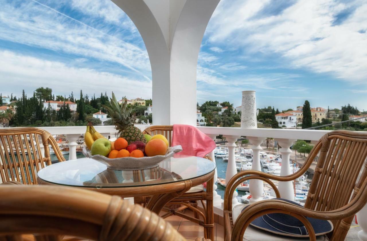 Porto Vecchio Luxury Suites Spétses Dış mekan fotoğraf