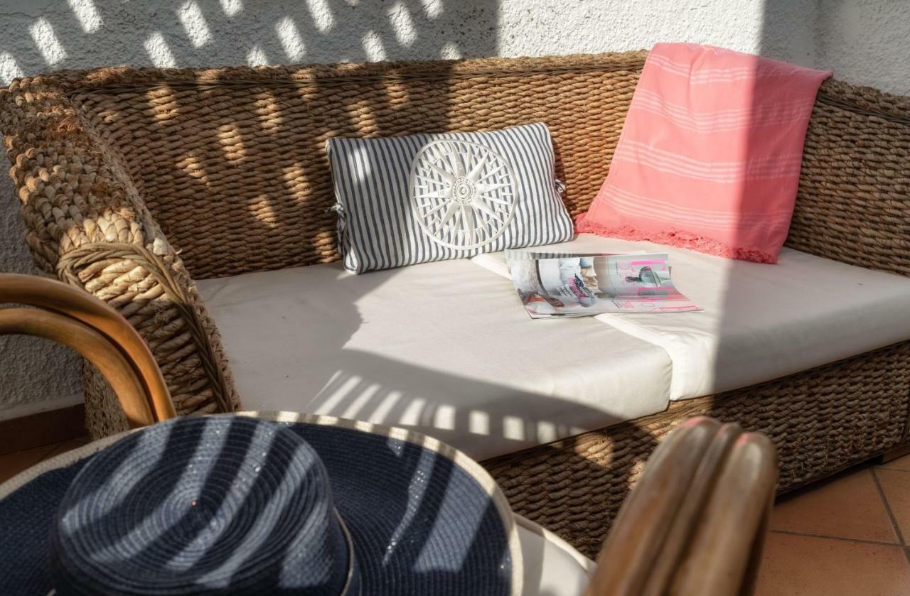 Porto Vecchio Luxury Suites Spétses Dış mekan fotoğraf