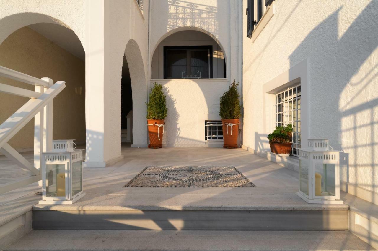 Porto Vecchio Luxury Suites Spétses Dış mekan fotoğraf