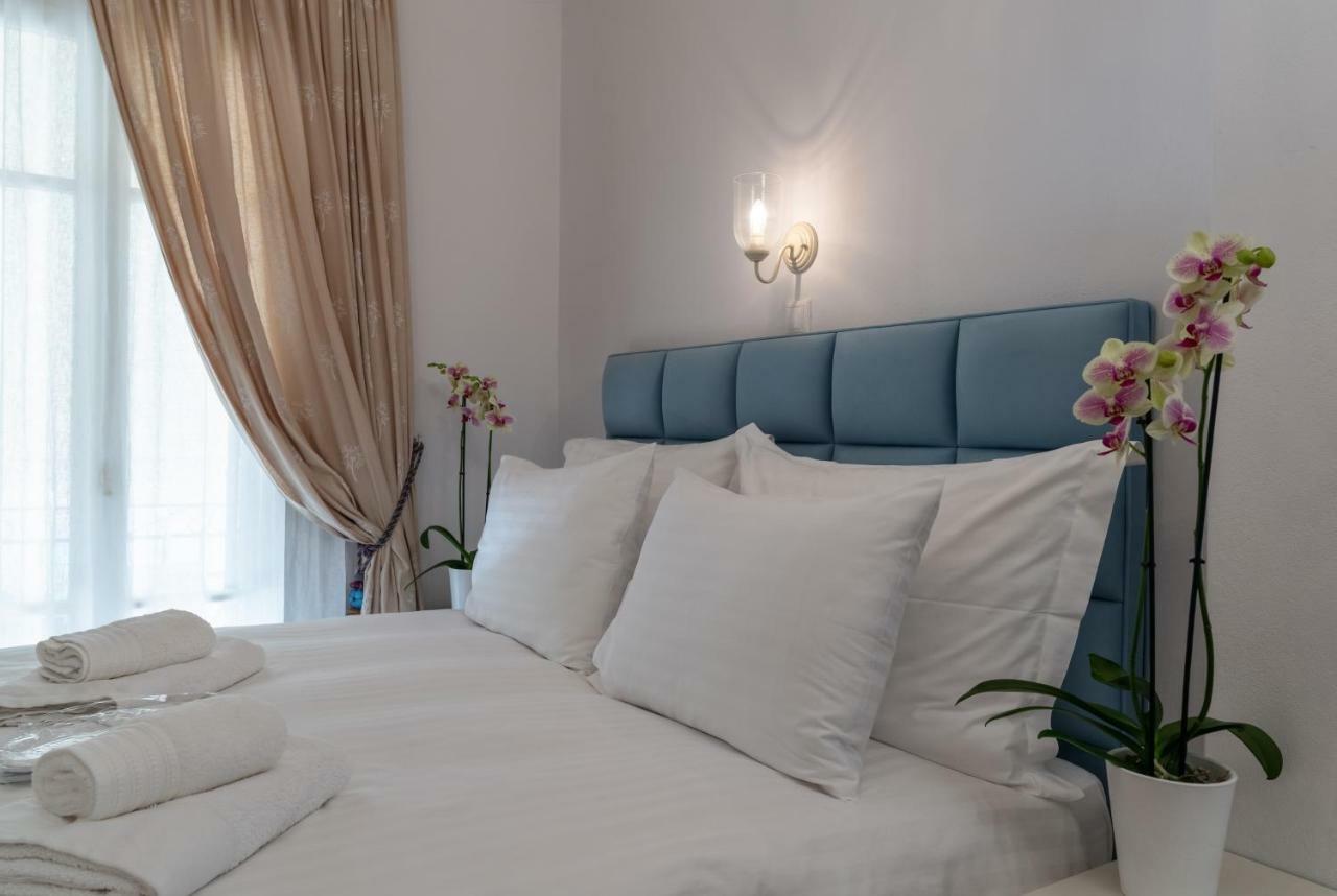 Porto Vecchio Luxury Suites Spétses Dış mekan fotoğraf