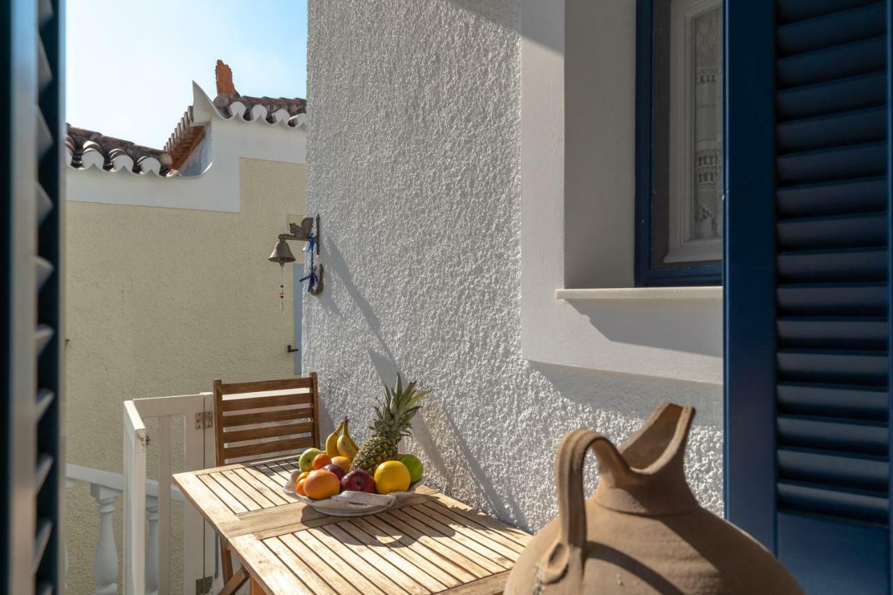 Porto Vecchio Luxury Suites Spétses Dış mekan fotoğraf